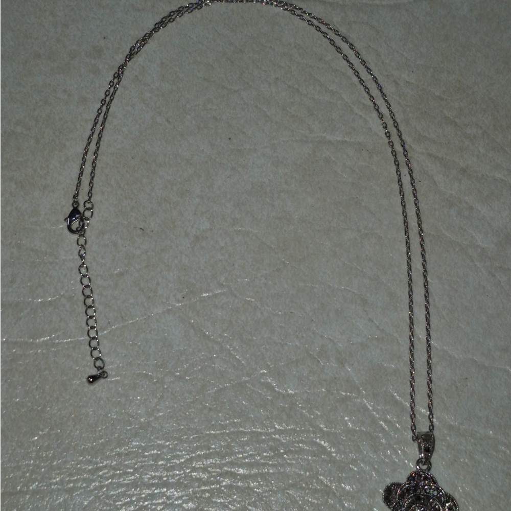 Elegant Silver Pendant Necklace